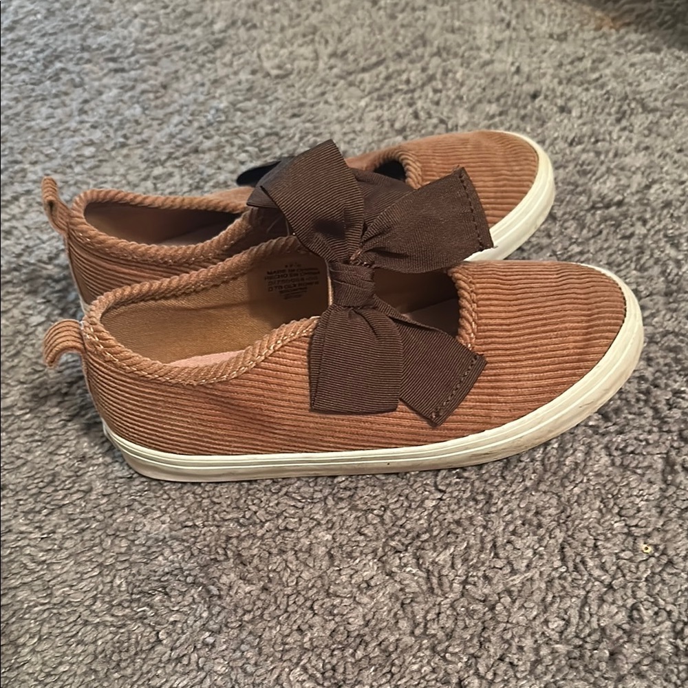 Old Navy Brown Dress Shoes with Bow